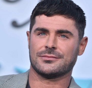 Zac Efron retrouvé inconscient dans une piscine à Ibiza, un message mystérieux adressé à ses fans 2 Zac Efron retrouvé inconscient dans une piscine à Ibiza, un message mystérieux adressé à ses fans Capture decran 2024 08 05 091818 Zac Efron retrouvé inconscient dans une piscine à Ibiza, un message mystérieux adressé à ses fans
