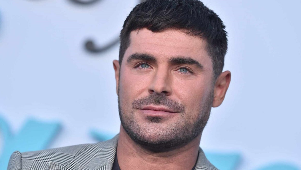 Zac Efron retrouvé inconscient dans une piscine à Ibiza, un message mystérieux adressé à ses fans 1 Zac Efron retrouvé inconscient dans une piscine à Ibiza, un message mystérieux adressé à ses fans Capture decran 2024 08 05 091818 Zac Efron retrouvé inconscient dans une piscine à Ibiza, un message mystérieux adressé à ses fans