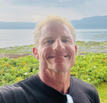 Jean-Marie Lapointe a retrouvé l'amour et on connaît l'identité de sa nouvelle amoureuse 3 Jean-Marie Lapointe a retrouvé l'amour et on connaît l'identité de sa nouvelle amoureuse Capture decran le 2024 08 26 a 16.38.33 e1724704768887 Jean-Marie Lapointe a retrouvé l'amour et on connaît l'identité de sa nouvelle amoureuse