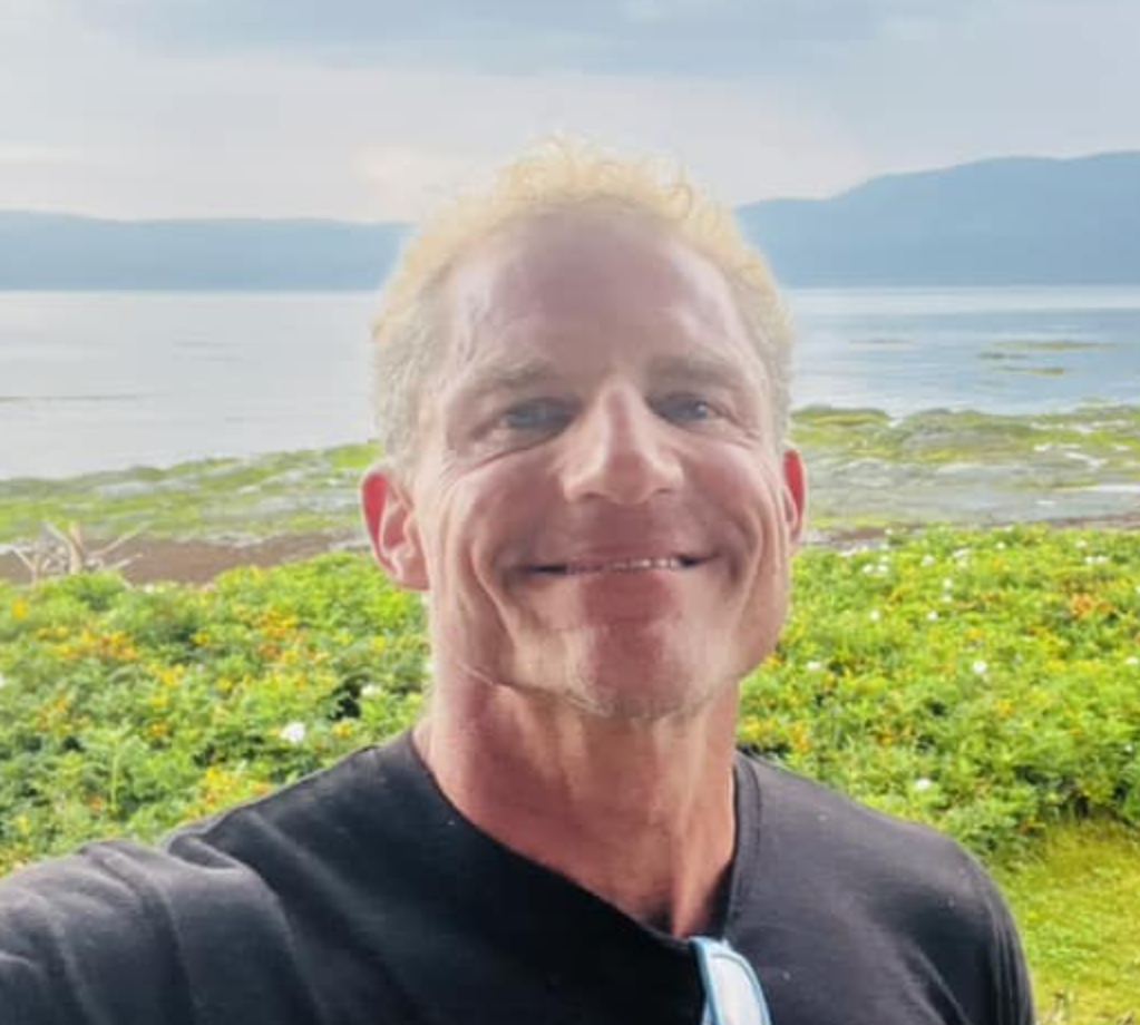 Jean-Marie Lapointe a retrouvé l'amour et on connaît l'identité de sa nouvelle amoureuse 1 Jean-Marie Lapointe a retrouvé l'amour et on connaît l'identité de sa nouvelle amoureuse Capture decran le 2024 08 26 a 16.38.33 e1724704768887 Jean-Marie Lapointe a retrouvé l'amour et on connaît l'identité de sa nouvelle amoureuse
