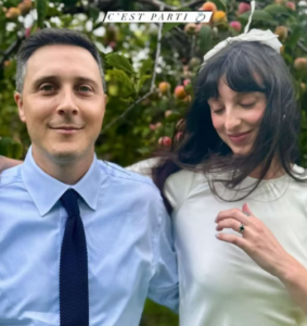 Sarah-Maude Beauchesne s'est unie ce weekend et les premières images sont splendides 9 Sarah-Maude Beauchesne s'est unie ce weekend et les premières images sont splendides Screenshot 2024 08 19 11.51.30 Sarah-Maude Beauchesne s'est unie ce weekend et les premières images sont splendides