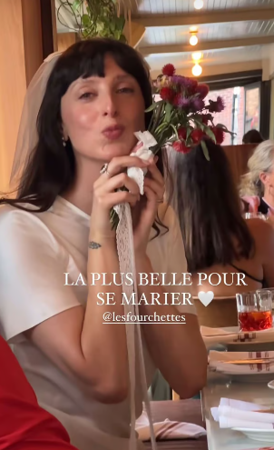 Sarah-Maude Beauchesne s'est unie ce weekend et les premières images sont splendides 5 Sarah-Maude Beauchesne s'est unie ce weekend et les premières images sont splendides Screenshot 2024 08 19 11.55.11 Sarah-Maude Beauchesne s'est unie ce weekend et les premières images sont splendides