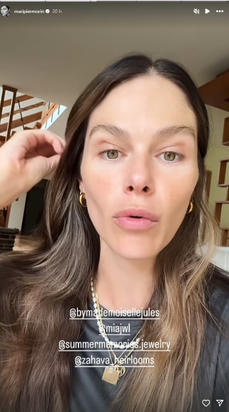 Maripier Morin Porte un Collier Touchant en Mémoire de Son Frère Décédé 3 Maripier Morin Porte un Collier Touchant en Mémoire de Son Frère Décédé Screenshot 2024 08 20 15.21.54 Maripier Morin Porte un Collier Touchant en Mémoire de Son Frère Décédé