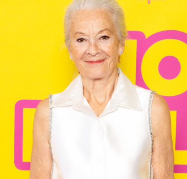 Véronique Le Flaguais Partage Son Deuil : Les Mots Poignants d'une Comédienne en Souffrance 2 Véronique Le Flaguais Partage Son Deuil : Les Mots Poignants d'une Comédienne en Souffrance Screenshot 2024 08 22 08.01.58 Véronique Le Flaguais Partage Son Deuil : Les Mots Poignants d'une Comédienne en Souffrance