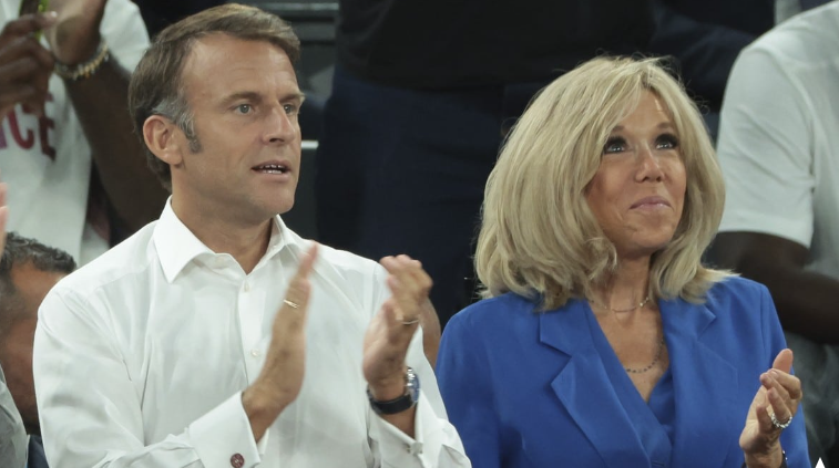 Brigitte Macron Attaquée Nouveau Sur Son Genre : « Ce n’est plus un secret » 1 Brigitte Macron Attaquée Nouveau Sur Son Genre : « Ce n’est plus un secret » Screenshot 2024 08 22 08.07.02 Brigitte Macron Attaquée Nouveau Sur Son Genre : « Ce n’est plus un secret »