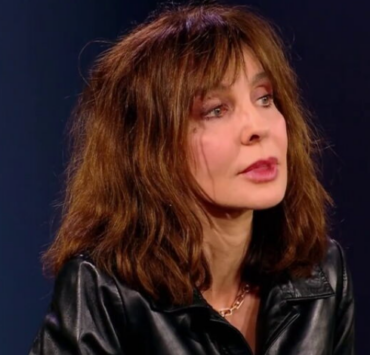 Anne Parillaud se confie sur sa relation avec Alain Delon : Entre Exigence et Sensibilité 3 Anne Parillaud se confie sur sa relation avec Alain Delon : Entre Exigence et Sensibilité Screenshot 2024 08 31 10.24.39 Anne Parillaud se confie sur sa relation avec Alain Delon : Entre Exigence et Sensibilité