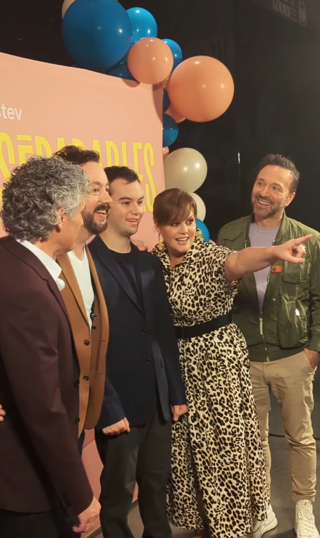 Capture decran 2024 09 28 091606 Un moment unique en famille : Patricia Paquin et Mathieu Gratton sur le tapis rouge avec leur fils – Voyez les photos des EXséparables !