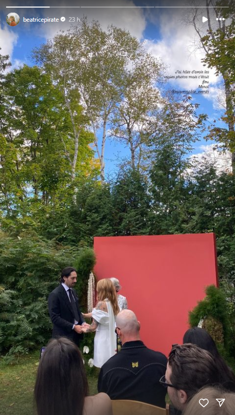 Cœur de Pirate partage les moments intimes de son mariage 4 Cœur de Pirate partage les moments intimes de son mariage Capture decran 2024 09 30 110509 Cœur de Pirate partage les moments intimes de son mariage