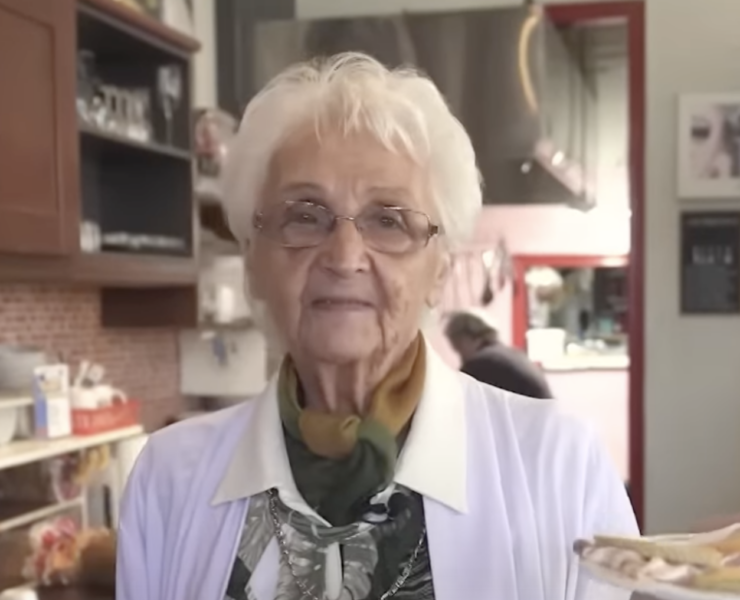 Capture decran le 2024 09 04 a 11.30.19 e1725463972580 Incroyable ! Une Québécoise de 79 ans travaille encore 365 jours par an !