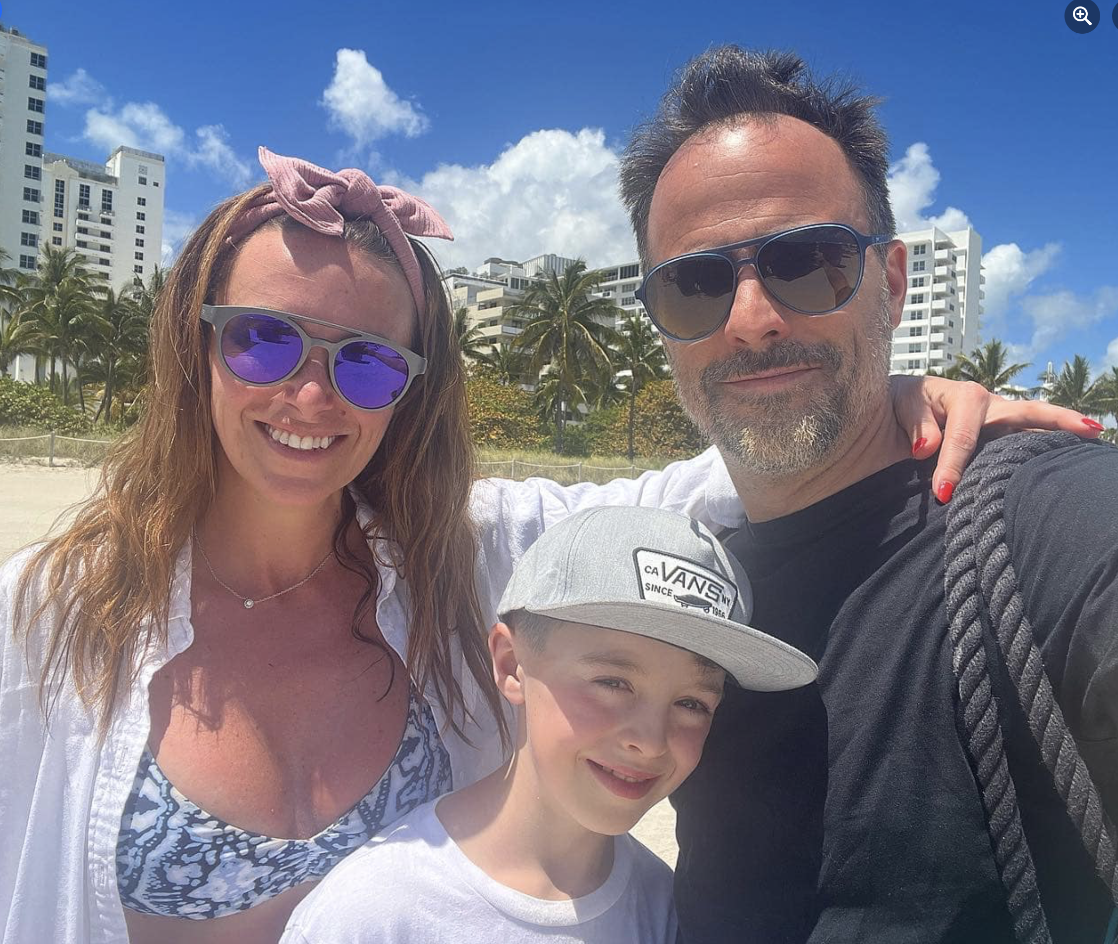 Sébastien Benoit révèle son mariage imminent après 16 ans de relation 2 Sébastien Benoit révèle son mariage imminent après 16 ans de relation Capture decran le 2024 09 17 a 12.04.08 Sébastien Benoit révèle son mariage imminent après 16 ans de relation