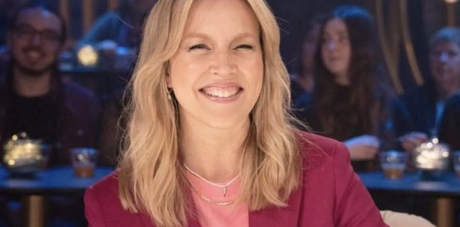 Screenshot 2024 09 03 12.18.08 Julie Bélanger Surprend avec une Photo de sa Sœur : Une Ressemblance Étonnante