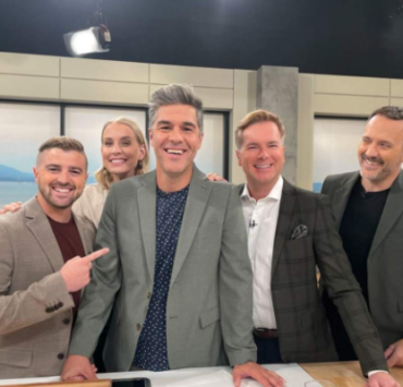 Mathieu Roy clarifie les rumeurs sur son départ de "Salut Bonjour" 4 Mathieu Roy clarifie les rumeurs sur son départ de "Salut Bonjour" Screenshot 2024 09 05 14.39.11 Mathieu Roy clarifie les rumeurs sur son départ de "Salut Bonjour"