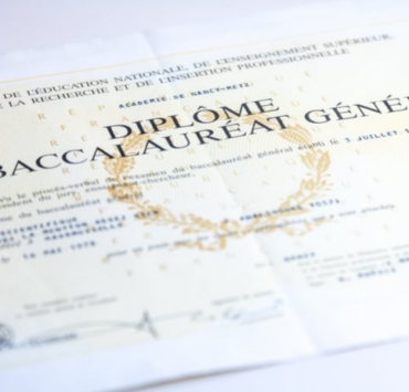 Screenshot 2024 09 06 17.54.39 Clara, brillante bachelière avec 17 de moyenne, refusée par toutes les écoles d’infirmière