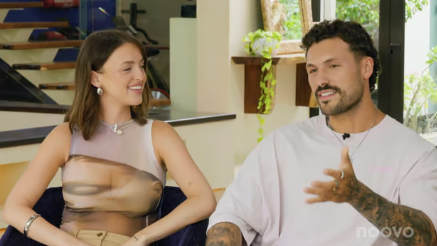 Screenshot 2024 09 10 15.02.38 Le Look d'Alicia Moffet Capte Toute l'Attention lors du Premier Épisode d'Occupation Double