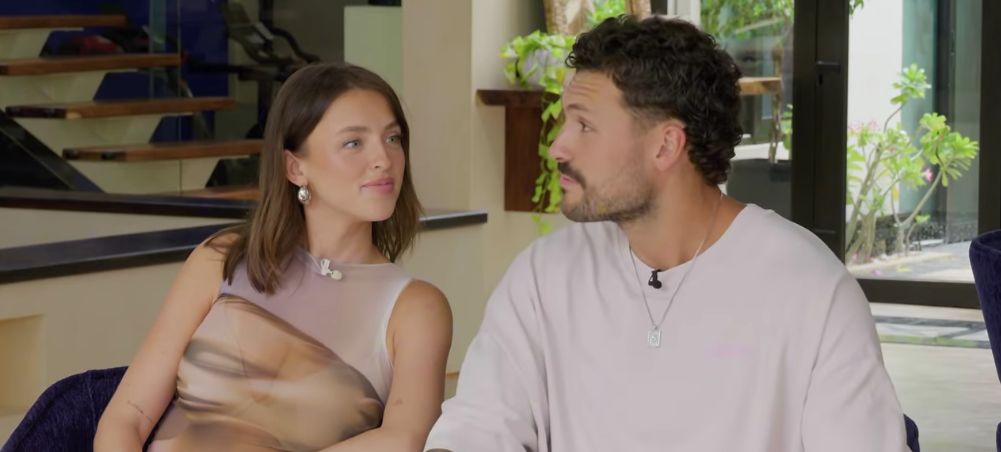 Screenshot 2024 09 10 15.04.45 Le Look d'Alicia Moffet Capte Toute l'Attention lors du Premier Épisode d'Occupation Double