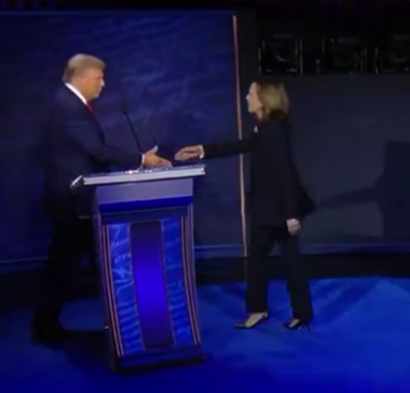 Screenshot 2024 09 11 08.26.58 e1726057700128 Moment Malaisant entre Kamala Harris et Donald Trump Avant le Débat Présidentiel