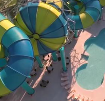 Un enfant de 10 ans décède à mi-chemin sur un toboggan aquatique 2 Un enfant de 10 ans décède à mi-chemin sur un toboggan aquatique Screenshot 2024 09 16 06.46.28 Un enfant de 10 ans décède à mi-chemin sur un toboggan aquatique