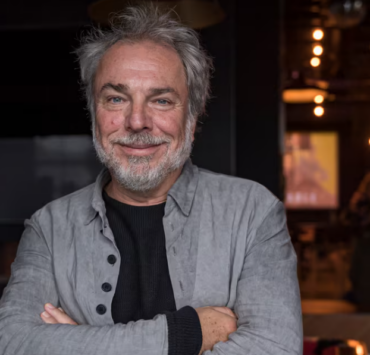 Gémeaux: Christian Bégin fait une première apparition publique avec sa femme bien connue 2 Gémeaux: Christian Bégin fait une première apparition publique avec sa femme bien connue Screenshot 2024 09 16 07.09.53 Gémeaux: Christian Bégin fait une première apparition publique avec sa femme bien connue