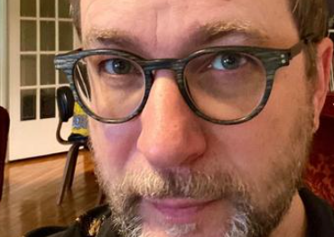 Luc De Larochellière s'est uni à cette chanteuse célèbre! 6 Luc De Larochellière s'est uni à cette chanteuse célèbre! Screenshot 2024 09 17 11.52.28 Luc De Larochellière s'est uni à cette chanteuse célèbre!