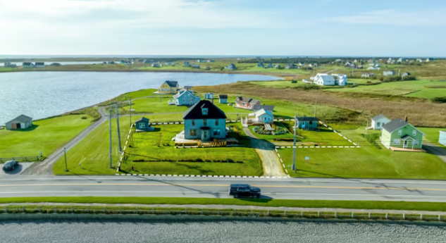 Screenshot 2024 09 20 07.56.33 Julie Snyder Met en Vente Son Hôtel de Luxe aux Îles-de-la-Madeleine