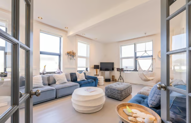 Screenshot 2024 09 20 07.57.03 Julie Snyder Met en Vente Son Hôtel de Luxe aux Îles-de-la-Madeleine