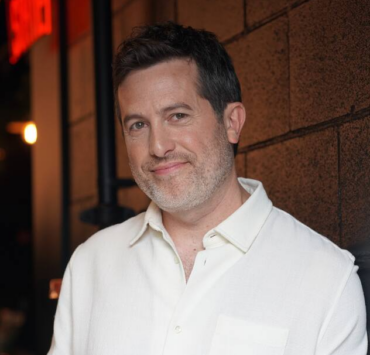 Jean-Philippe Dion soutient Guillaume Lemay-Thivierge suite à son éviction de "Chanteurs masqués" 2 Jean-Philippe Dion soutient Guillaume Lemay-Thivierge suite à son éviction de "Chanteurs masqués" Screenshot 2024 09 21 15.51.25 Jean-Philippe Dion soutient Guillaume Lemay-Thivierge suite à son éviction de "Chanteurs masqués"