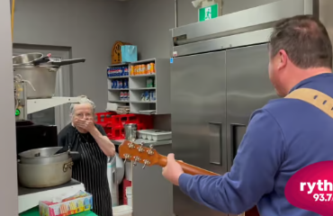 Maxime Landry fait un geste incroyable envers Angèle Bolduc avant la fermeture de La Bolduc 2 Maxime Landry fait un geste incroyable envers Angèle Bolduc avant la fermeture de La Bolduc Screenshot 2024 09 24 11.07.52 Maxime Landry fait un geste incroyable envers Angèle Bolduc avant la fermeture de La Bolduc