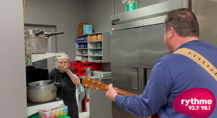 Maxime Landry fait un geste incroyable envers Angèle Bolduc avant la fermeture de La Bolduc 1 Maxime Landry fait un geste incroyable envers Angèle Bolduc avant la fermeture de La Bolduc Screenshot 2024 09 24 11.07.52 Maxime Landry fait un geste incroyable envers Angèle Bolduc avant la fermeture de La Bolduc