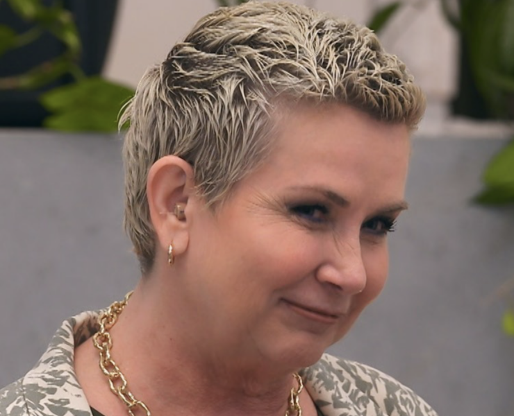 Capture decran le 2024 10 25 a 11.47.19 e1729871297827 Ma mère, ton père : un candidat se fait démolir par les téléspectateurs