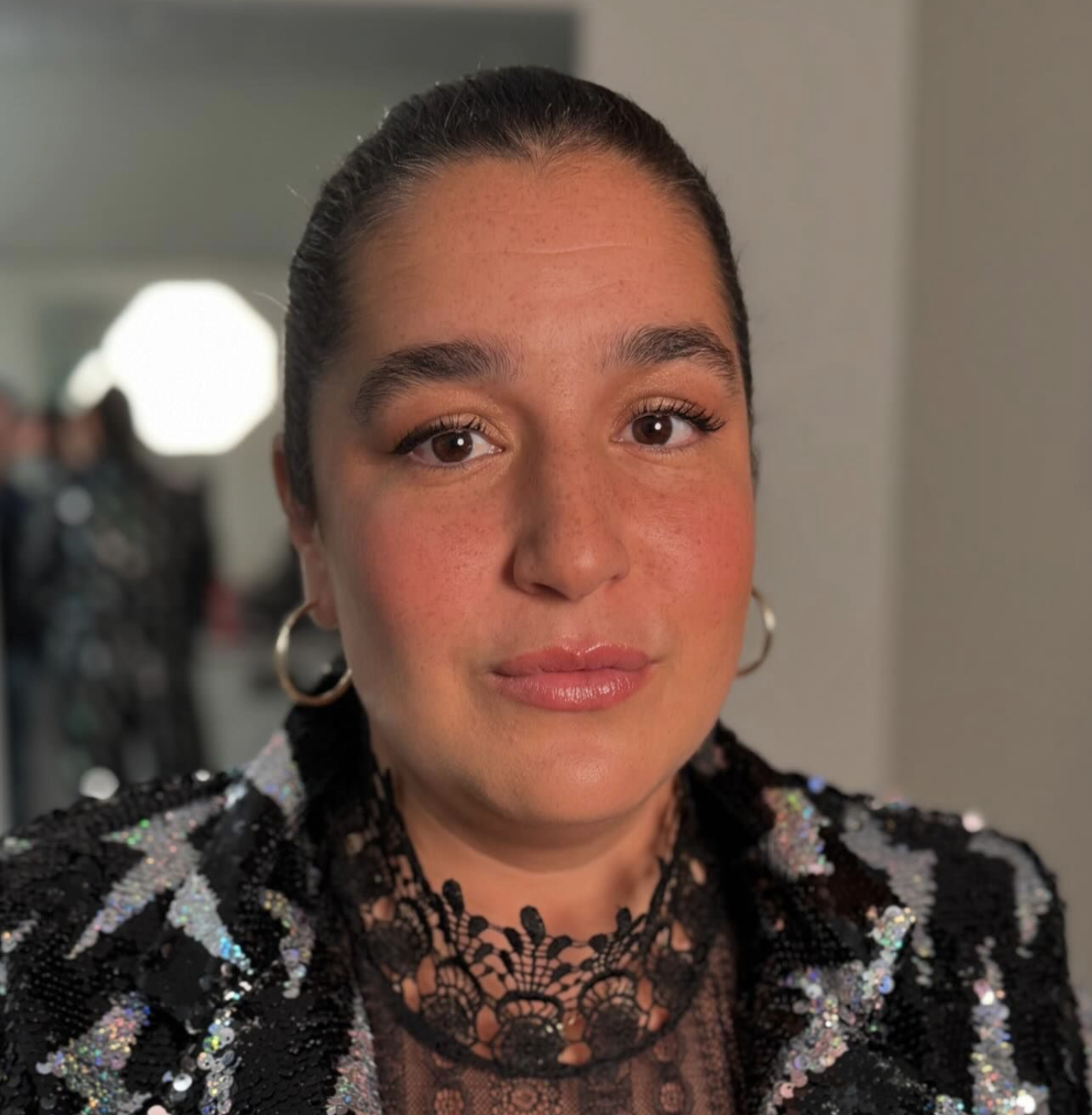 La tenue audacieuse de Mariana Mazza à En direct de l'univers enflamme les réseaux sociaux 1 La tenue audacieuse de Mariana Mazza à En direct de l'univers enflamme les réseaux sociaux Capture decran le 2024 10 29 a 09.53.07 e1730210037443 La tenue audacieuse de Mariana Mazza à En direct de l'univers enflamme les réseaux sociaux