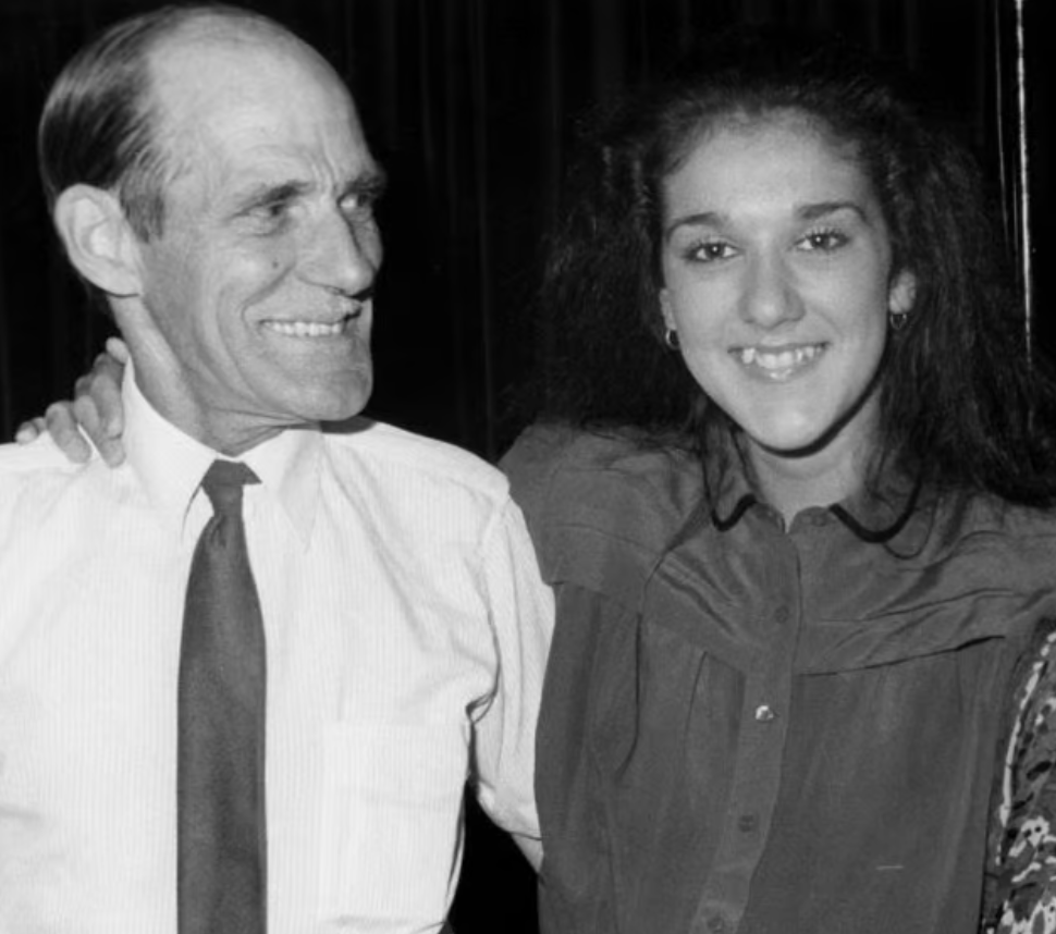 René-Charles Angélil attire les critiques pour son style lors d'une sortie avec Céline Dion 3 René-Charles Angélil attire les critiques pour son style lors d'une sortie avec Céline Dion Capture decran le 2024 10 29 a 10.22.25 René-Charles Angélil attire les critiques pour son style lors d'une sortie avec Céline Dion