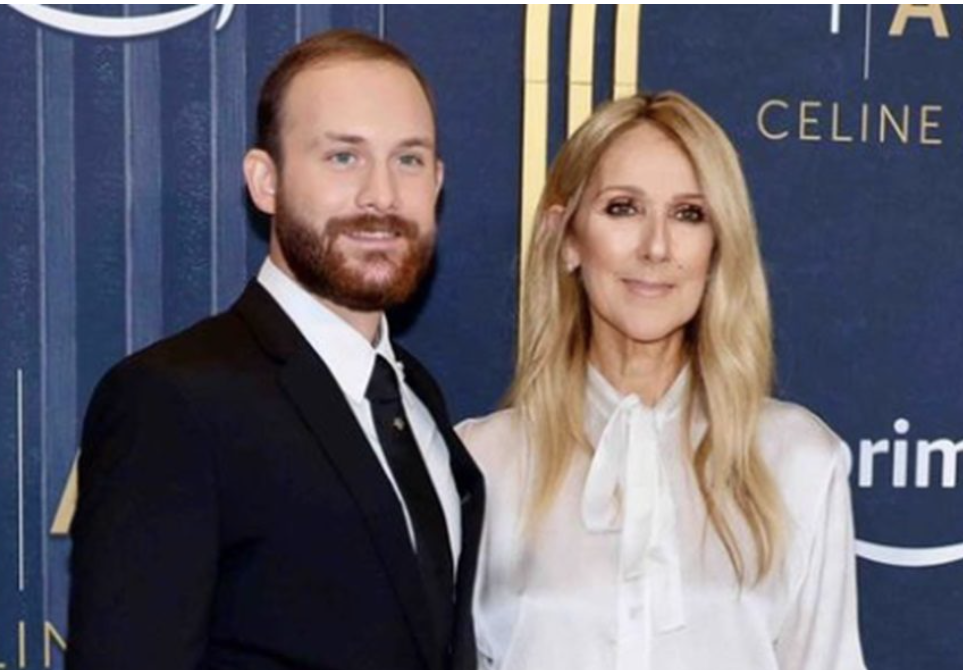 René-Charles Angélil attire les critiques pour son style lors d'une sortie avec Céline Dion 1 René-Charles Angélil attire les critiques pour son style lors d'une sortie avec Céline Dion Capture decran le 2024 10 29 a 10.29.45 e1730212230345 René-Charles Angélil attire les critiques pour son style lors d'une sortie avec Céline Dion