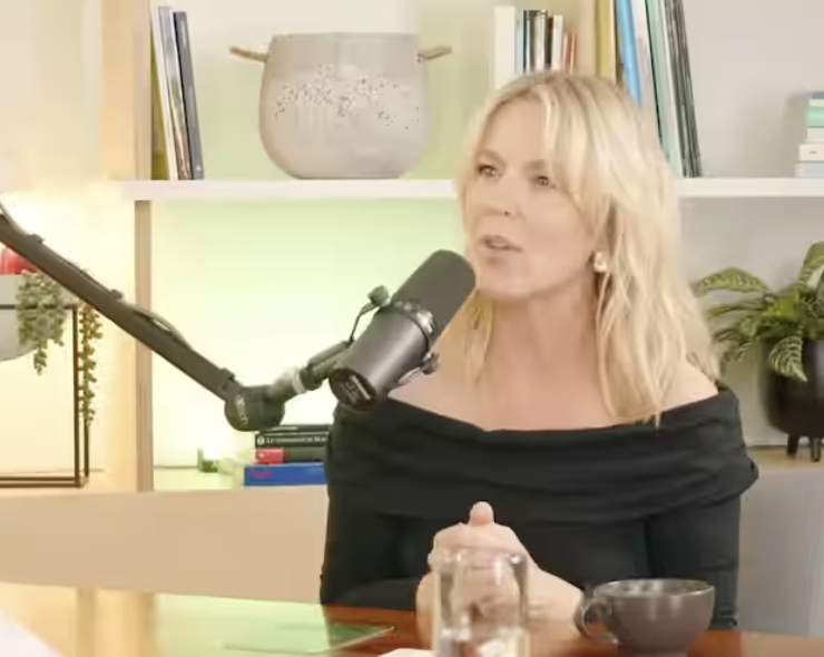 Julie Bélanger s’exprime sans détour sur sa dispute avec Mélanie Maynard 10 Julie Bélanger s’exprime sans détour sur sa dispute avec Mélanie Maynard Capture decran le 2024 10 30 a 18.04.06 Julie Bélanger s’exprime sans détour sur sa dispute avec Mélanie Maynard