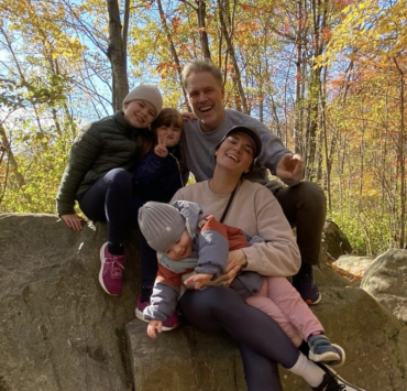 Marie-Ève Janvier se confie sur sa famille dans une révélation inédite 5 Marie-Ève Janvier se confie sur sa famille dans une révélation inédite Capture decran le 2024 10 31 a 16.40.58 e1730407321393 Marie-Ève Janvier se confie sur sa famille dans une révélation inédite