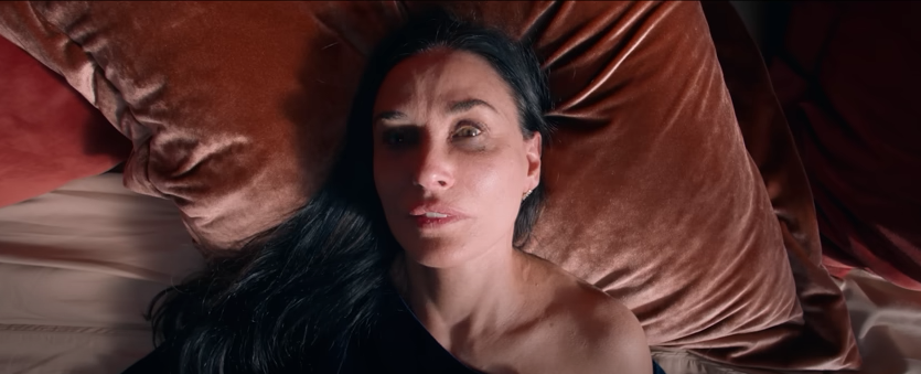 Screenshot 2024 10 01 10.32.20 Le dernier film de Demi Moore est si intense que certains spectateurs quittent le cinéma avant la fin, voici pourquoi