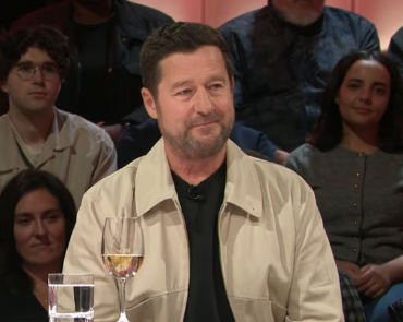 Confrontation vive entre Dany Turcotte et Guy A. Lepage sur le plateau de Tout le monde en parle 2 Confrontation vive entre Dany Turcotte et Guy A. Lepage sur le plateau de Tout le monde en parle Screenshot 2024 10 07 08.21.13 Confrontation vive entre Dany Turcotte et Guy A. Lepage sur le plateau de Tout le monde en parle