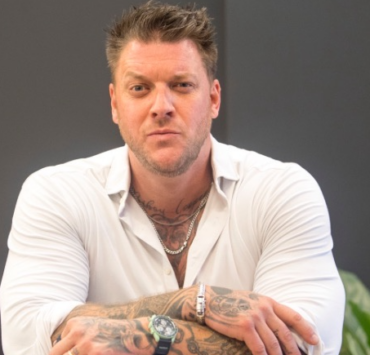 Mathieu Baron divulgue qu'il a manqué des opportunités pour une cause assez particulière 2 Mathieu Baron divulgue qu'il a manqué des opportunités pour une cause assez particulière Screenshot 2024 10 10 08.00.34 Mathieu Baron divulgue qu'il a manqué des opportunités pour une cause assez particulière