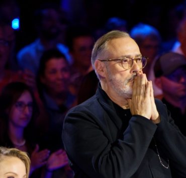 Serge Denoncourt ému aux larmes à Quel show! 4 Serge Denoncourt ému aux larmes à Quel show! Screenshot 2024 10 22 13.01.42 Serge Denoncourt ému aux larmes à Quel show!