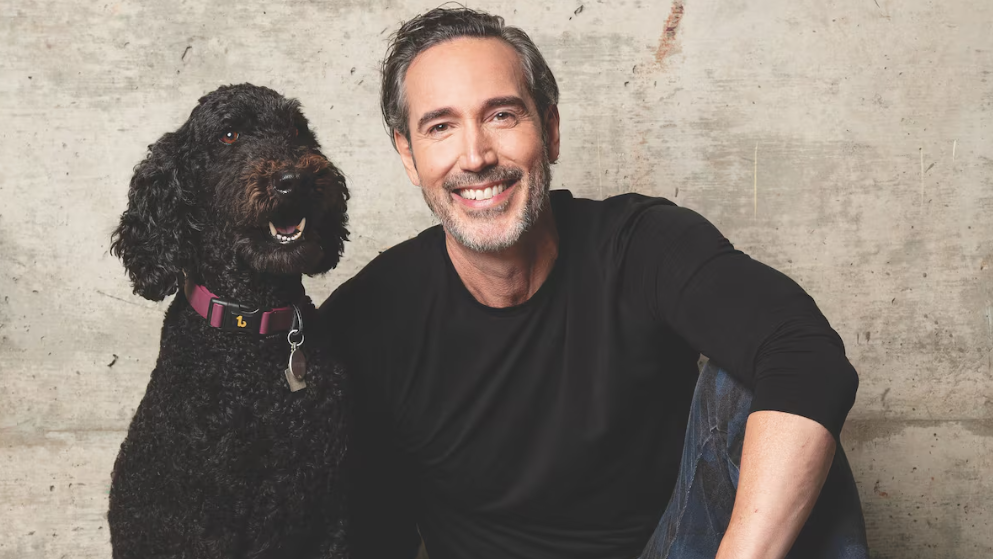 Screenshot 2024 10 30 10.35.27 Daniel Thomas annonce qu'il est désormais directeur d'un magasin de peinture