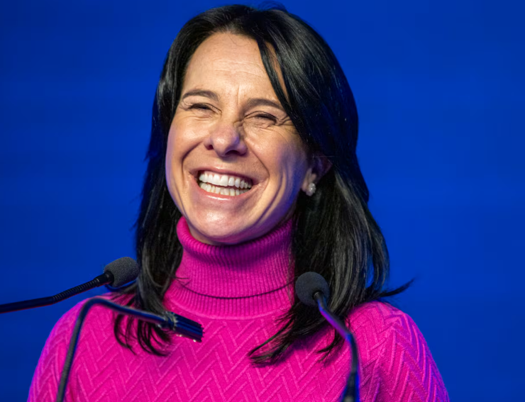 Screenshot 2024 10 30 13.06.18 Valérie Plante a découvert un nouveau t-shirt qui révèle qu'elle a le sens de l'humour