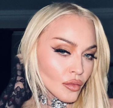 Screenshot 2024 10 31 10.19.11 Madonna semble méconnaissable et le visage gonflé en public à 66 ans avec son partenaire de 28 ans