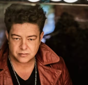 Capture decran 2024 11 03 110425 Éric Lapointe prend la photo en bonne compagnie et les internautes espèrent tous la même chose