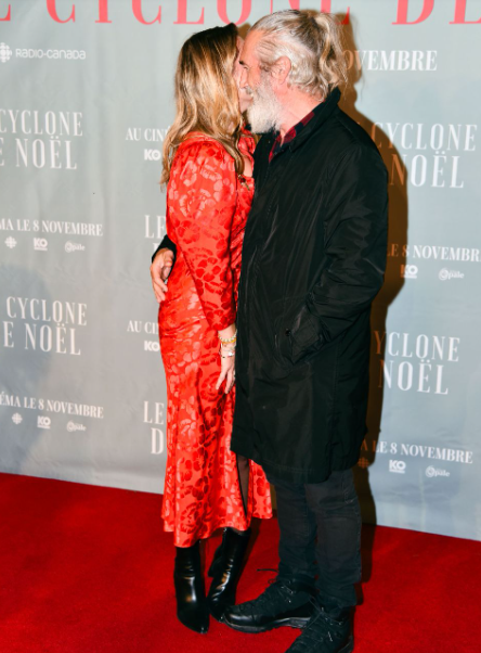 Rare présence pour Roy Dupuis et Christine Beaulieu sur le tapis rouge 3 Rare présence pour Roy Dupuis et Christine Beaulieu sur le tapis rouge Capture decran 2024 11 05 111432 Rare présence pour Roy Dupuis et Christine Beaulieu sur le tapis rouge