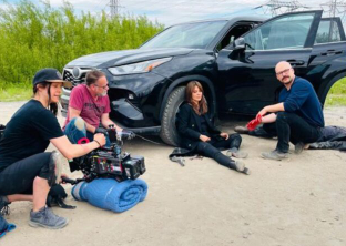 Julie Perreault s'exprime et envoie un message émotif à Marc-André Grondin après son départ de l'émission 2 Julie Perreault s'exprime et envoie un message émotif à Marc-André Grondin après son départ de l'émission Capture decran 2024 11 05 113314 Julie Perreault s'exprime et envoie un message émotif à Marc-André Grondin après son départ de l'émission