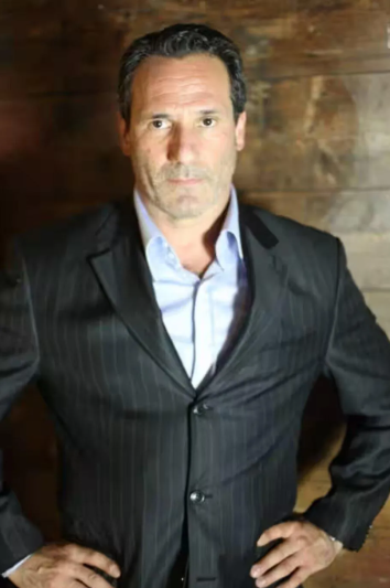 Capture decran 2024 11 06 115946 Un comédien de la série « Omertà » dans la tourmente: il fait face à de graves accusations