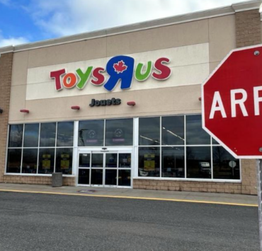 Toys «R» Us annonce la fermeture de l'un de ses magasins à Montréal 3 Toys «R» Us annonce la fermeture de l'un de ses magasins à Montréal Capture decran 2024 11 22 113054 Toys «R» Us annonce la fermeture de l'un de ses magasins à Montréal