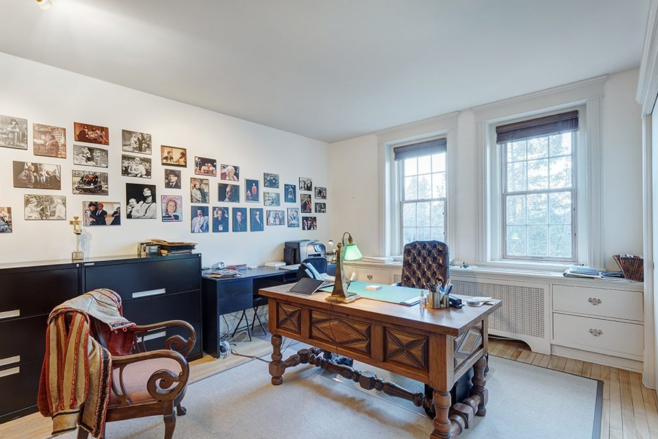 Capture decran 2024 11 25 122419 Explorez l'opulente demeure de 3 000 000$ où vivait Michel Côté à Outremont