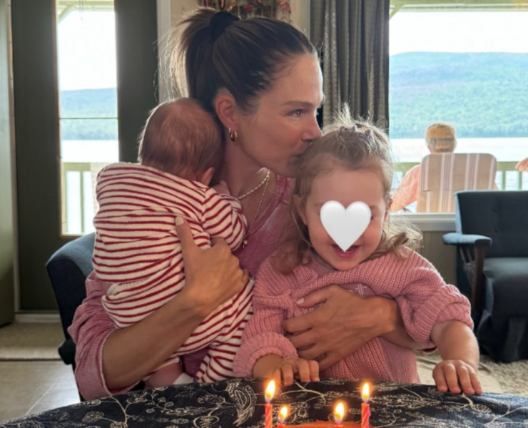 Capture decran 2024 11 25 200154 Après une longue attente, Maripier Morin révèle enfin une image de sa fille