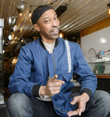 Michel Mpambara fait son grand retour sur la scène artistique 2 Michel Mpambara fait son grand retour sur la scène artistique Capture decran 2024 11 27 141046 Michel Mpambara fait son grand retour sur la scène artistique