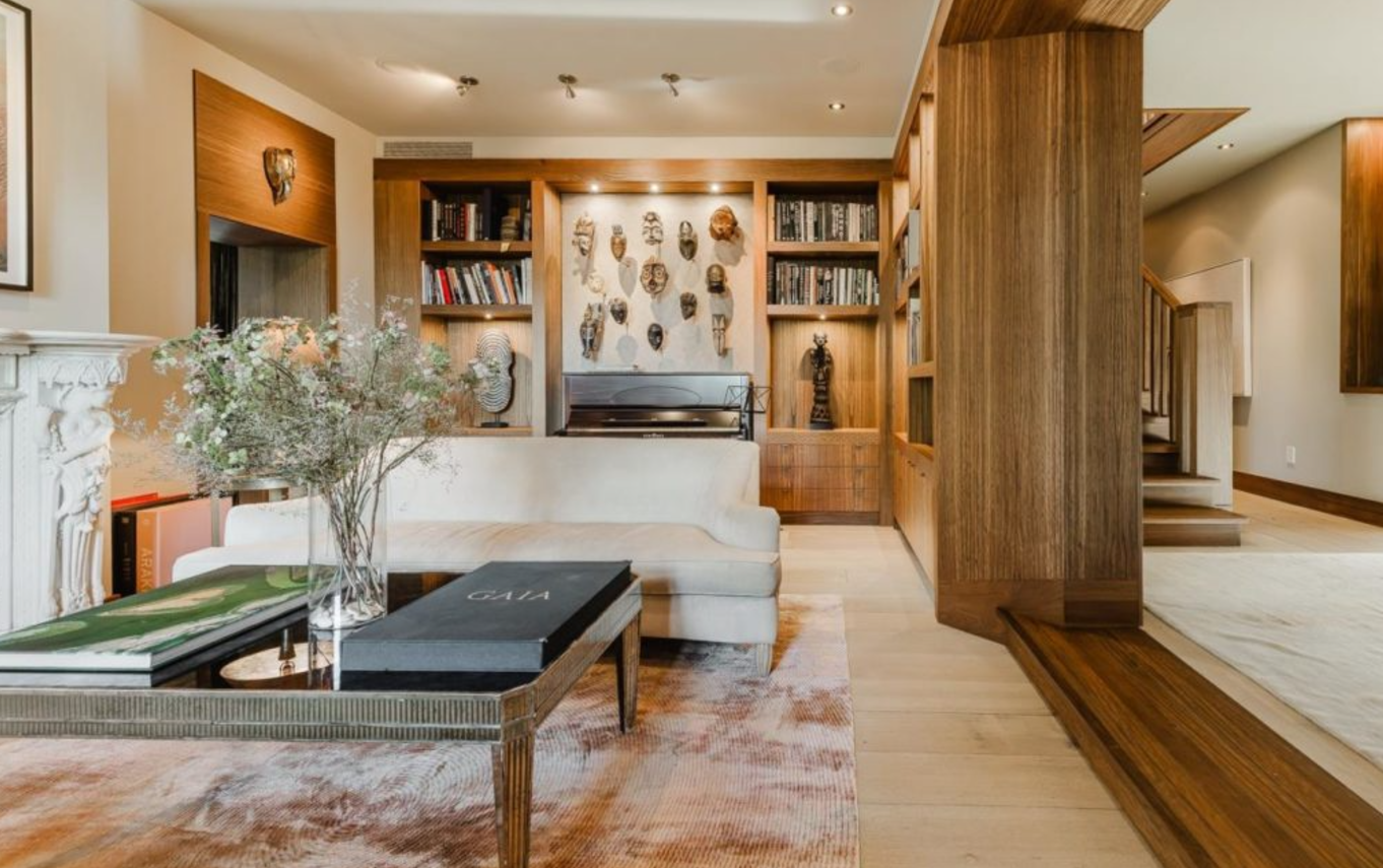 Guy Laliberté ne trouve pas d'acheteur pour son immense maison de 13 000 000$ à Montréal et réduit le prix 7 Guy Laliberté ne trouve pas d'acheteur pour son immense maison de 13 000 000$ à Montréal et réduit le prix Capture decran 2024 11 28 140608 Guy Laliberté ne trouve pas d'acheteur pour son immense maison de 13 000 000$ à Montréal et réduit le prix